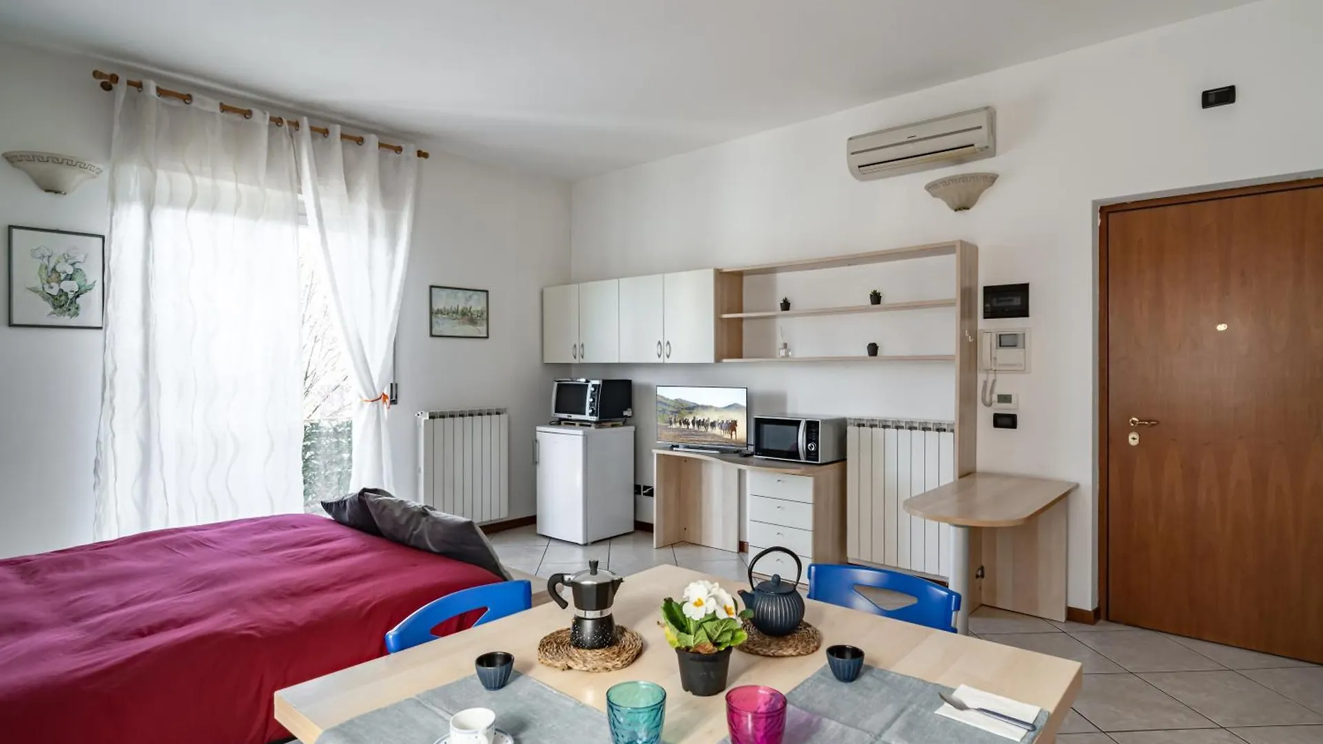 Ospedale Borgo Roma Cozy Studio W/Private Parking! Apartment Verona
